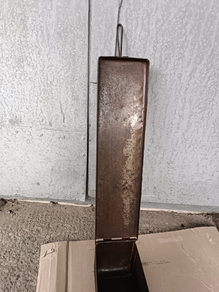 WW2 WWII BOX CASE METAL ORIGINAL