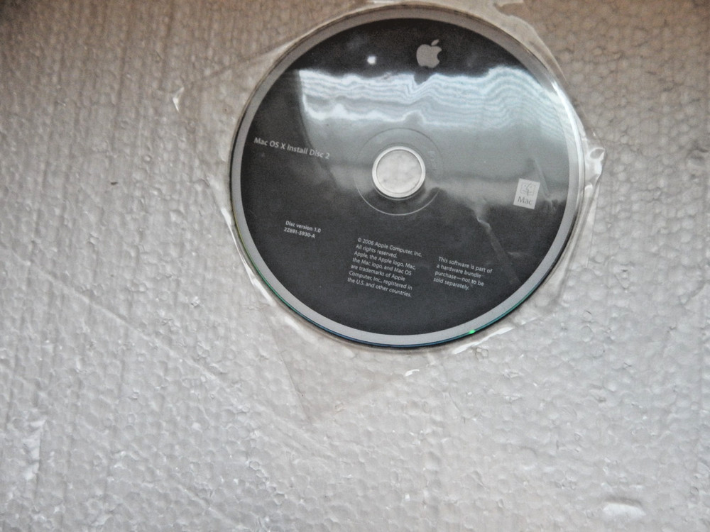 Apple Mac 2006  OS X Install Disc 2 Disc Version 1.0