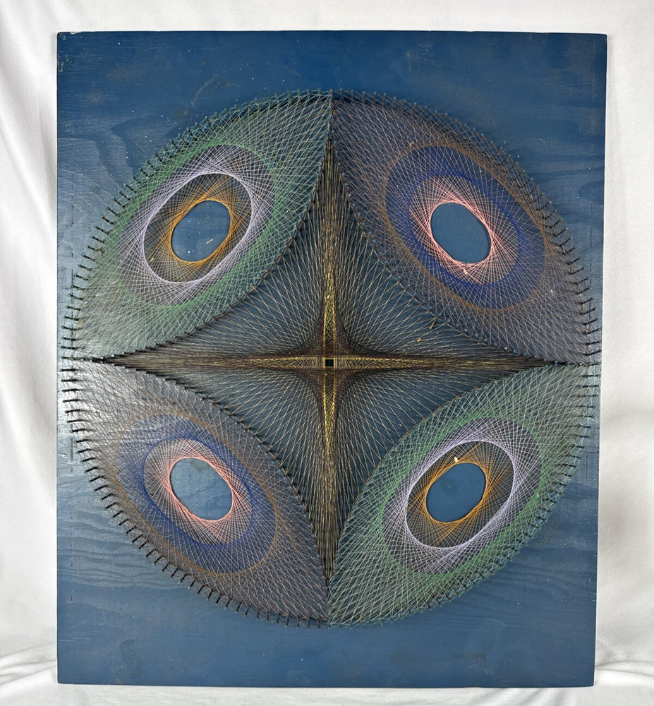 3D Abstract Wall String & Nail Art  19 Inch Diameter  MCM Wall Decor