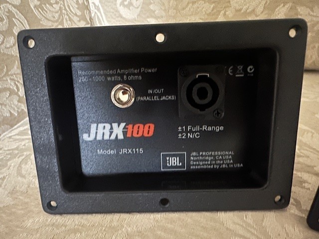 2 JBL Speaker Connectors (Parts)