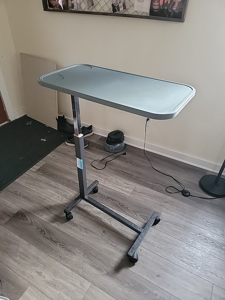 Global Medical Bedside Table