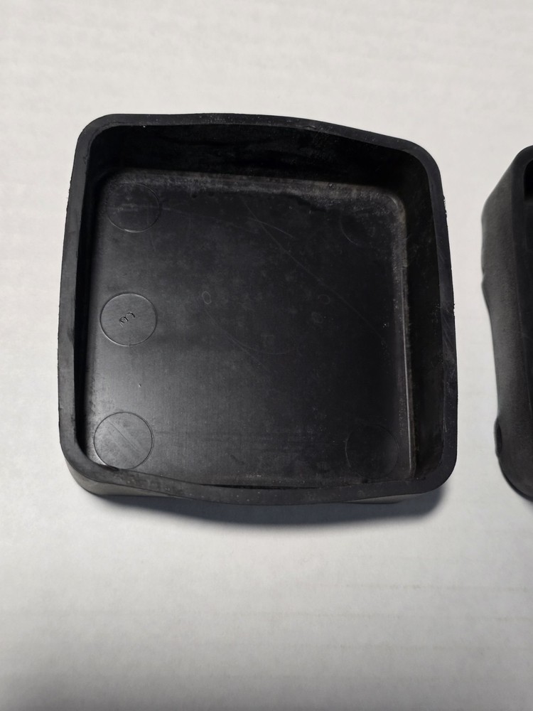 Soloflex 3" Rubberized End Cap Pair OEM