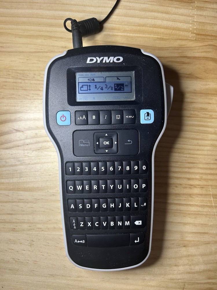 DYMO LabelManager 160 Handheld Label Maker Black White Keyboard Powers On