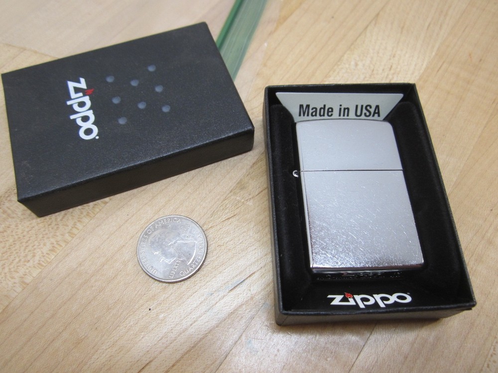 Classic Zippo Lighter 207 Regular Street Chrome NOS