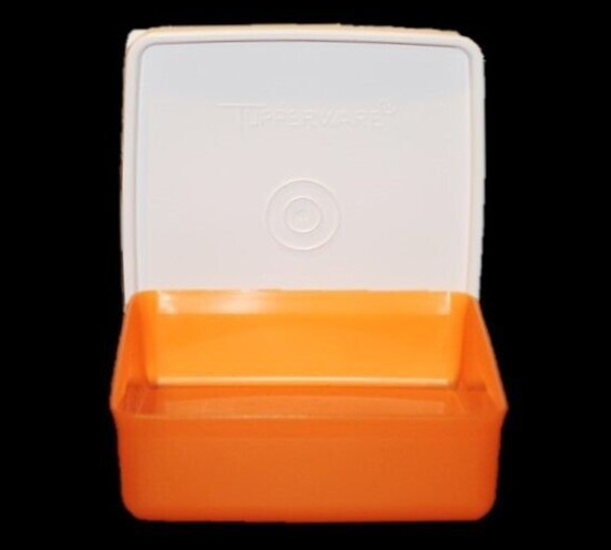 Tupperware Square Away Keeper Single Square Round Orange & White NEW ❤️