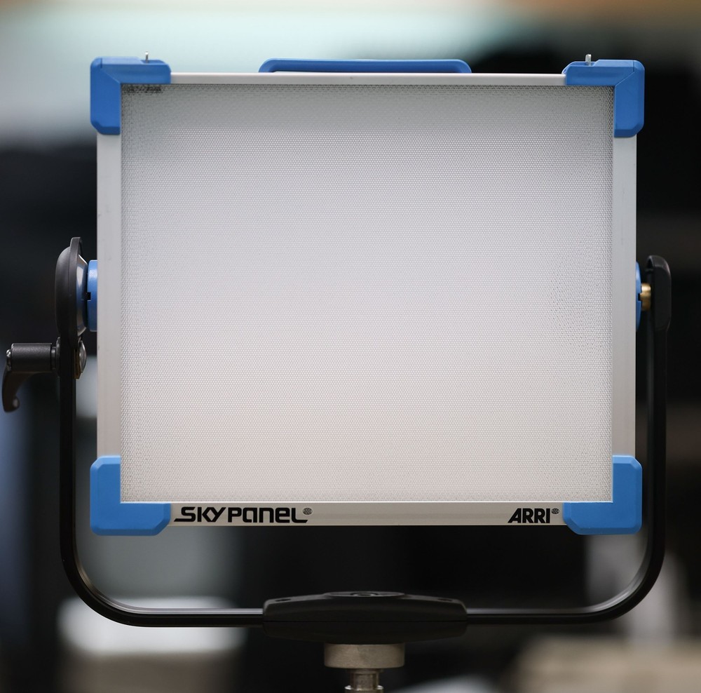 [EXCELLENT!!!] ARRI SKYPANEL S-30 C WITH ACCESSORIES