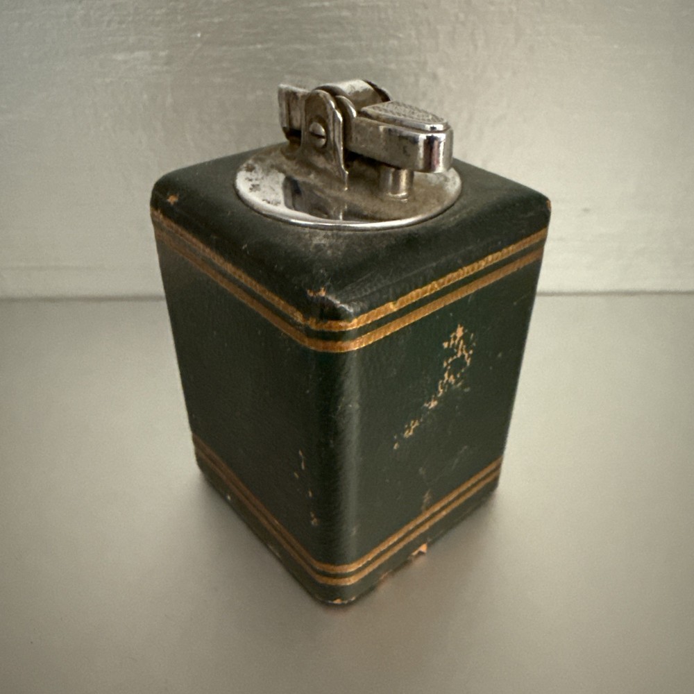 Vintage Ronson Victor Compressed Fuel Lighter Cube Green Leather Untested