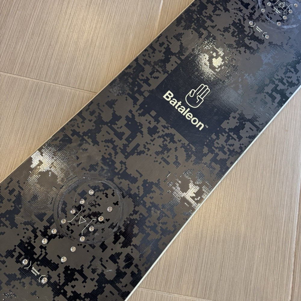 2025 BATALEON WHATEVER 157CM SNOWBOARD