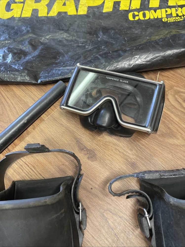 Graphite Compro USED Diving Gear