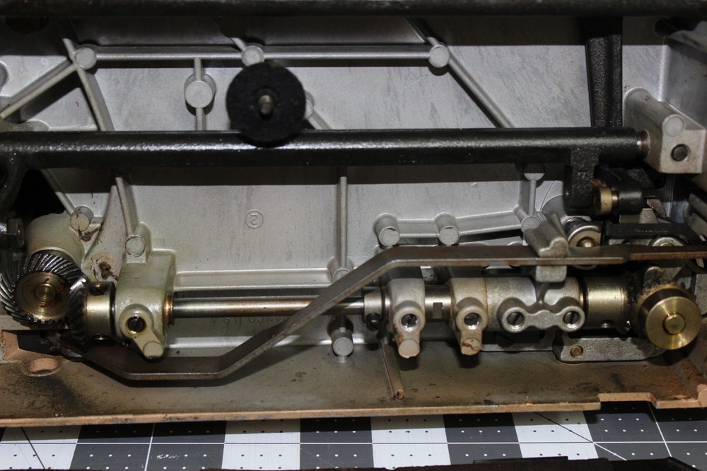 Singer Sewing Machine 401 Slant O Matic with Attachments