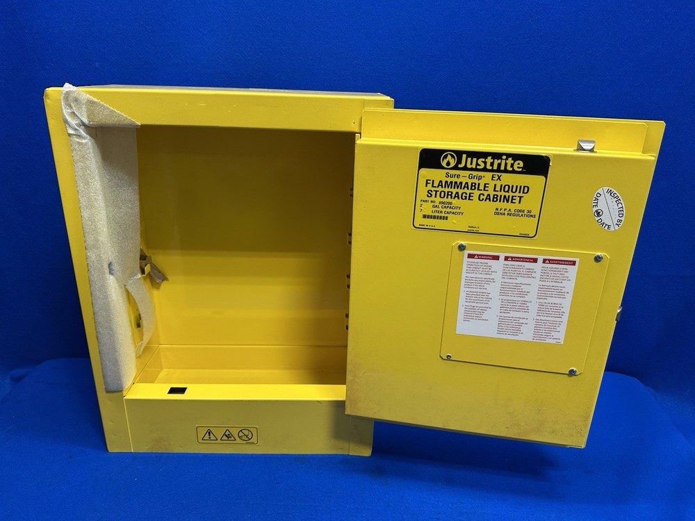 Justrite 890200 Hazardous Material Storage Cabinet