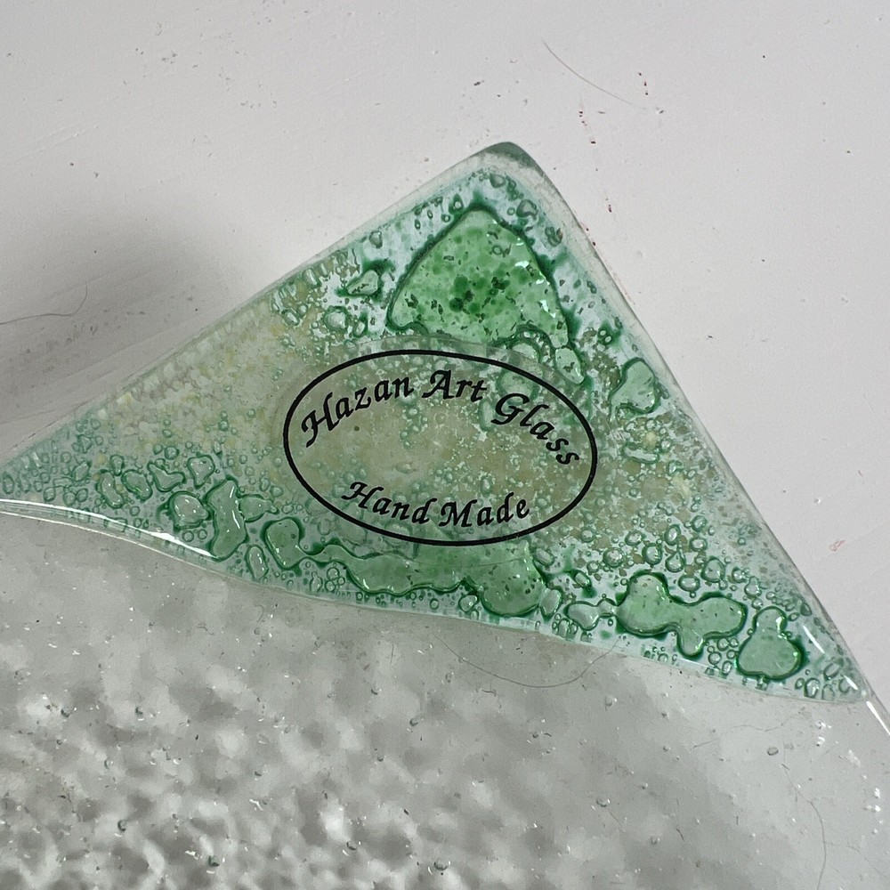 Hazan Art Glass Dish With Daisies