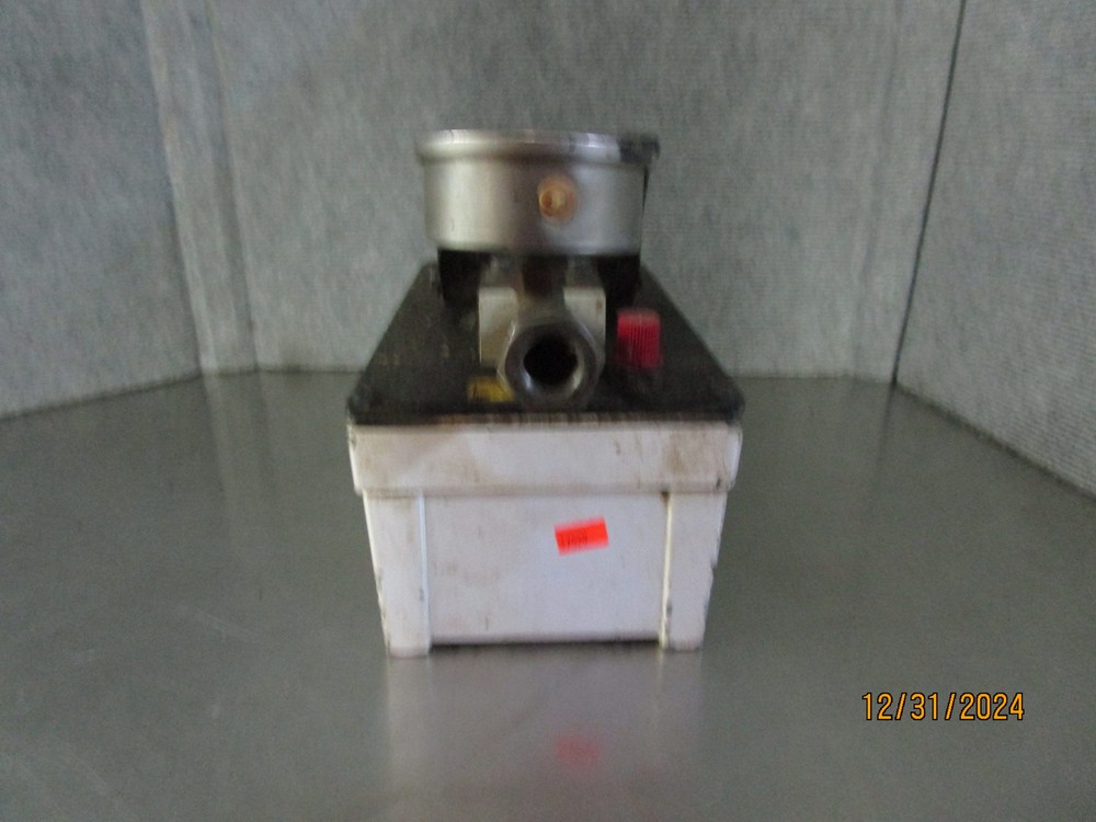 AFF Model 802 Air Hydraulic Pump