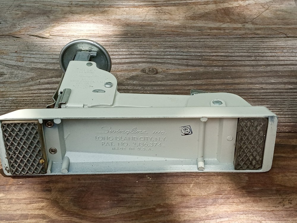 VINTAGE SWINGLINE No. 13 STAPLER (TESTED WORKING)