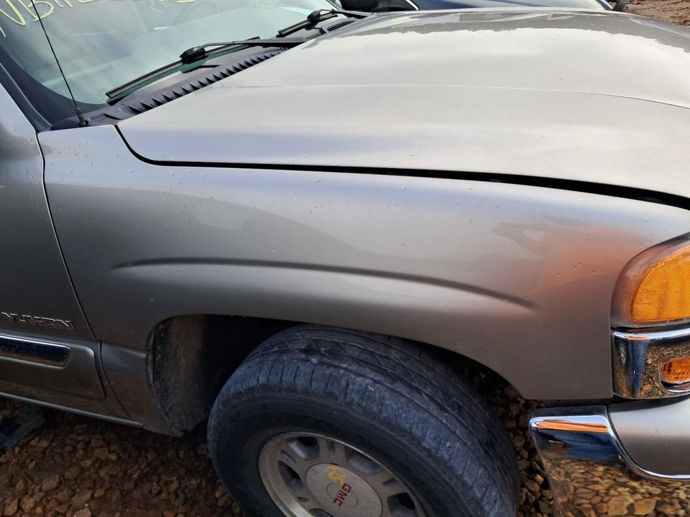 YUKON 2000 Glove Box 4779662