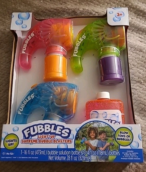 NEW Fubbles Light Up Supreme Bubble Blasters (3) + Bubbles!