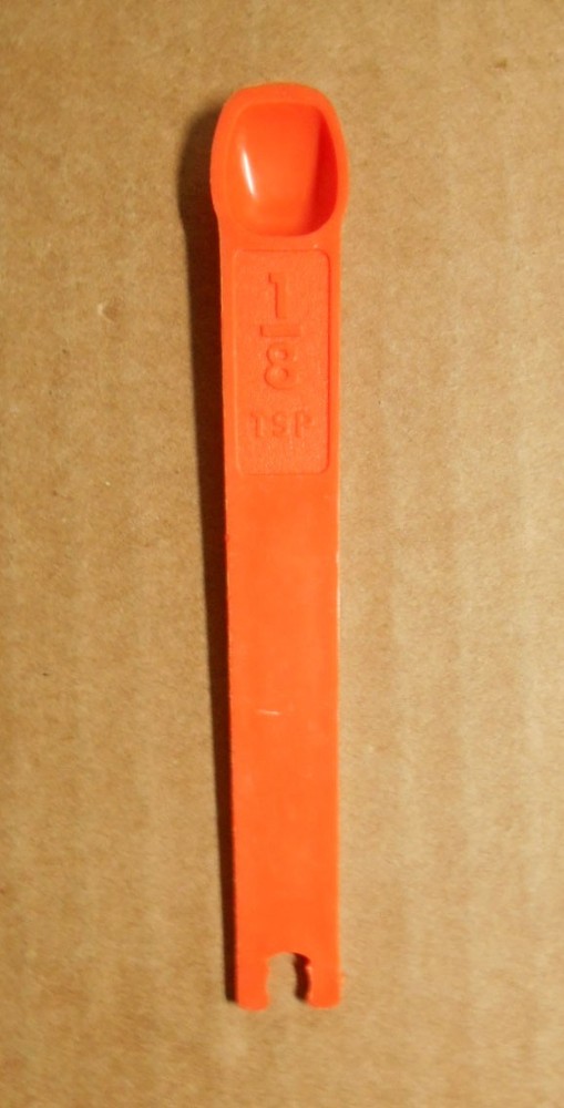 Tupperware Replacement Orange Measuring Spoon 1/8 tsp #1266-1 G4