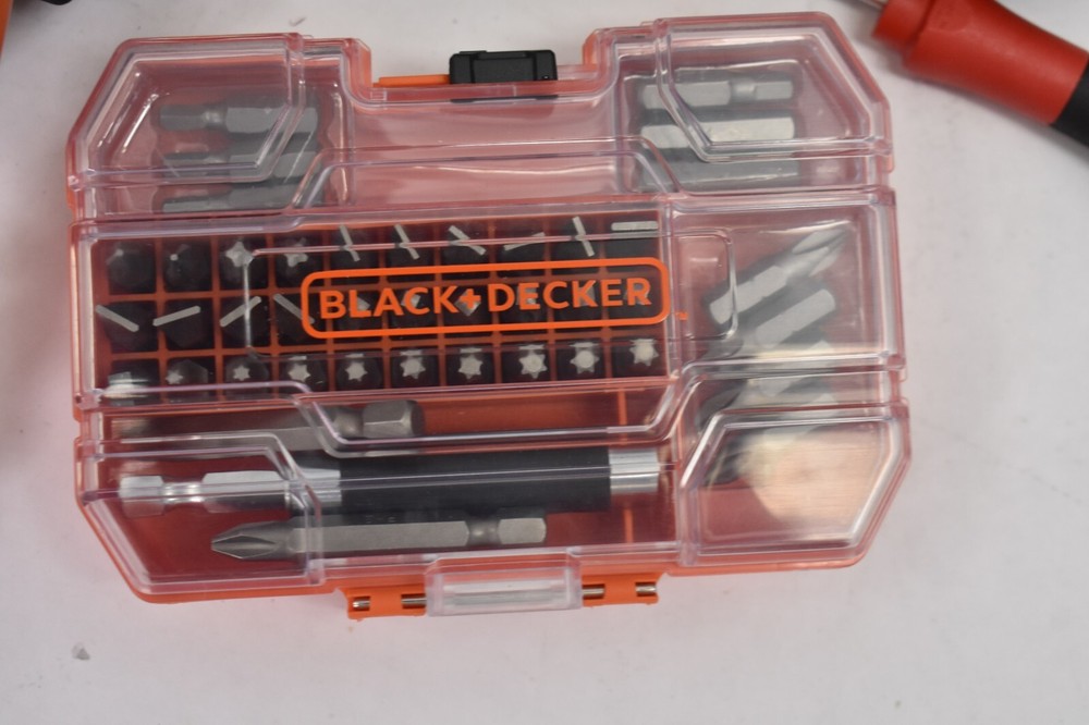 Black + Decker Cordless Screwdriver Tool w Bits & Accessories Kit BDCSFL20