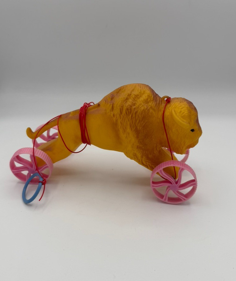 Vintage Bison Pull Toy On Wheels Plastic Buffalo Toy 7” Ring Pull