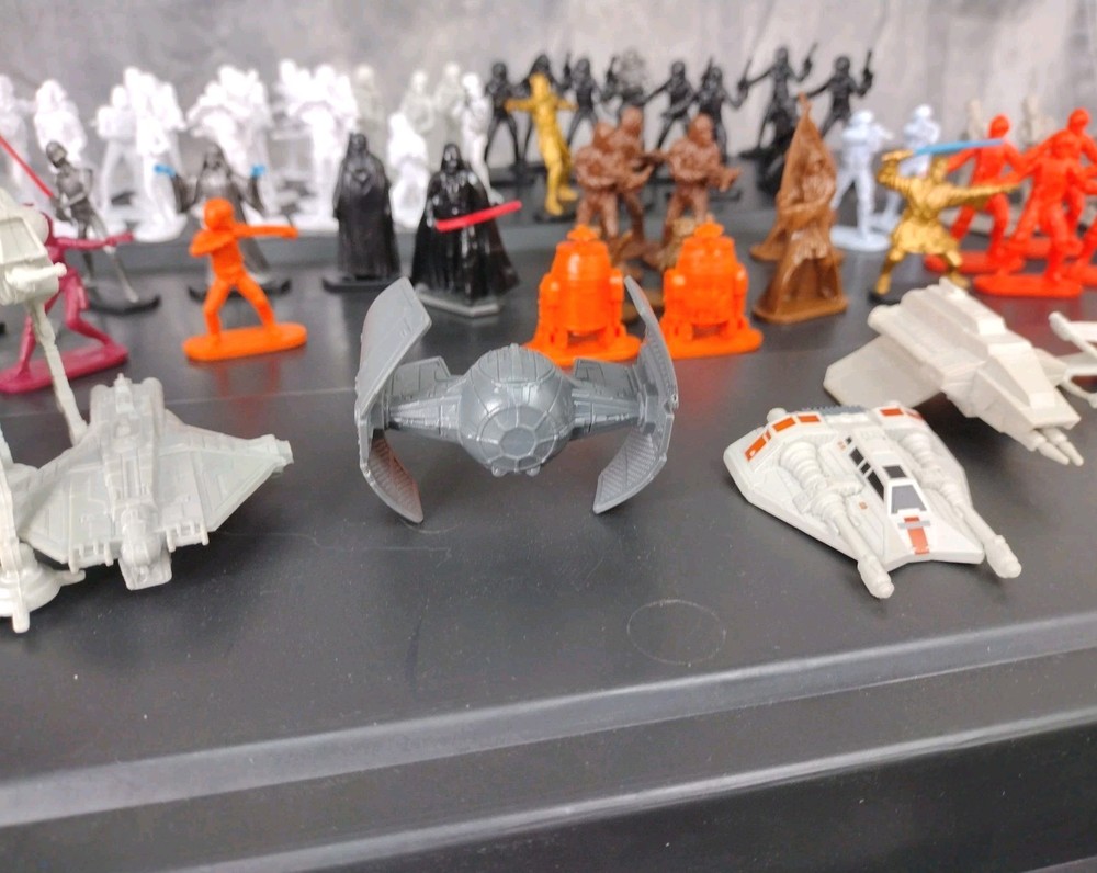 Hasbro Star Wars Command Army Men Figures & Ships 81 Piece