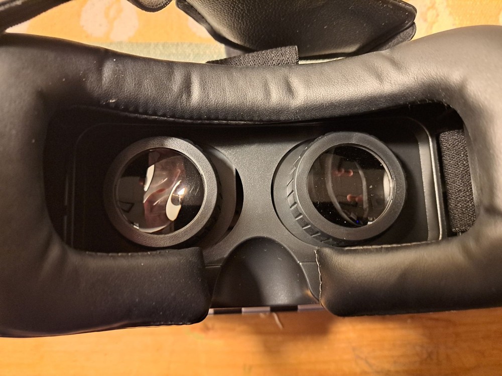 Astoria VR Virtual Reality Headset For Smartphone, 3.5" - 6"
