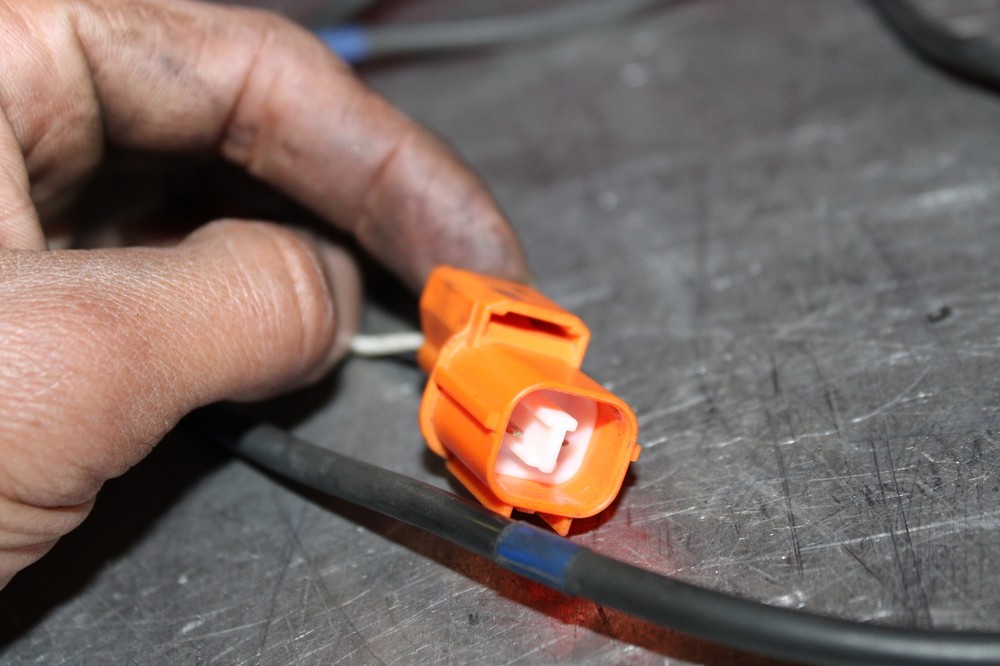 2005 Honda ST1300 OEM FRONT ABS BRAKE SENSOR