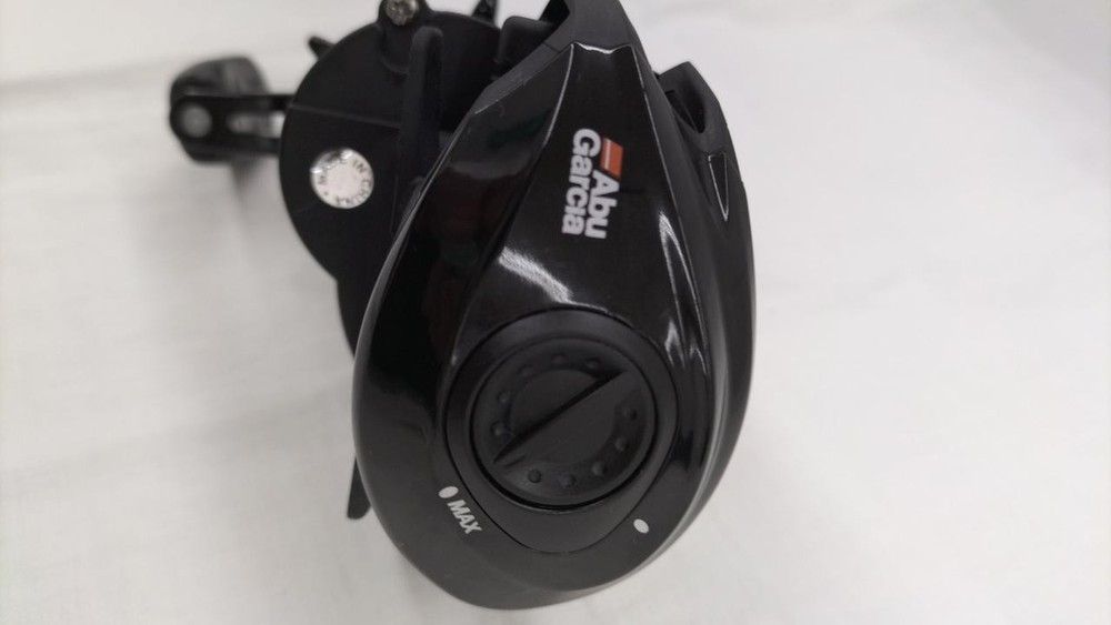 ABUGARCIA P MAX3 Bait Reel