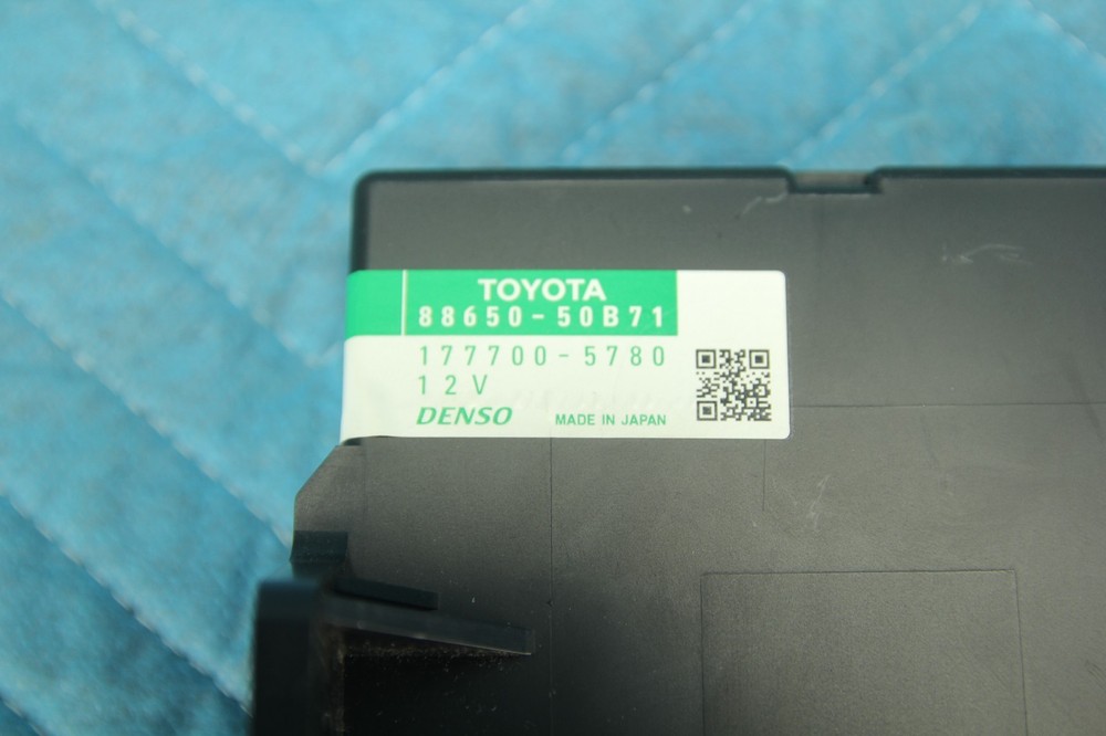 Lexus LS460 Front AC Amplifier 88650-50B71 2010 2011 2012 OEM