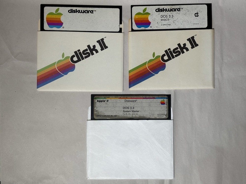 Vintage Apple II DOS 3.3 Diskware Set – System Master + BASICs – w/ Sleeves
