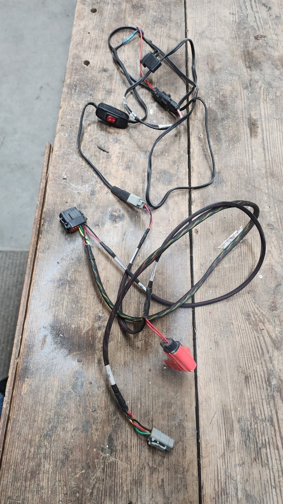 TRIMBLE CABLE 64228 ez guide 250 cable, Can, Battery steer