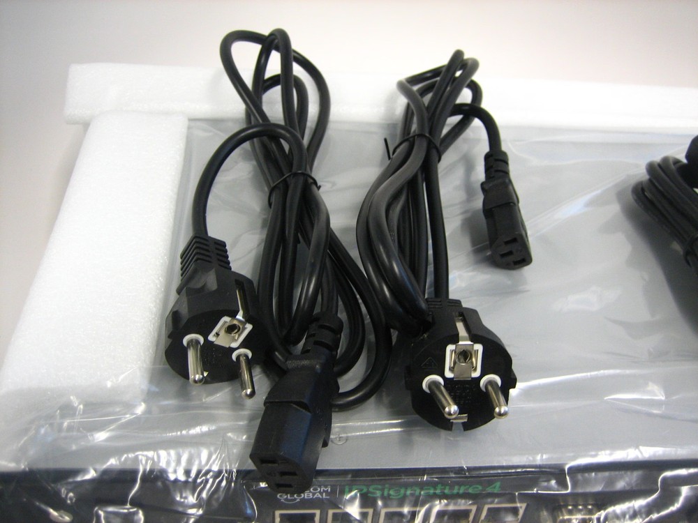 Global Satcom IPSignature 4 Intelligent Multi-Function Communications Management