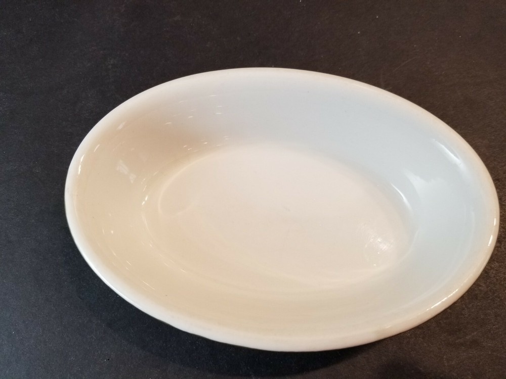 Forest Green by Hall 6" Oval Baker Boston