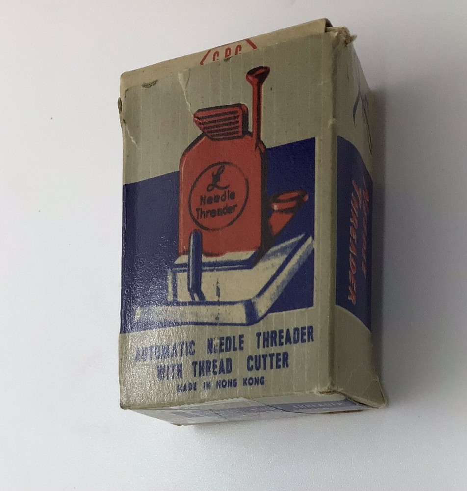 VINTAGE AUTOMATIC NEEDLE THREADER WITH THREAD CUTTER IN ORIGINAL BOX