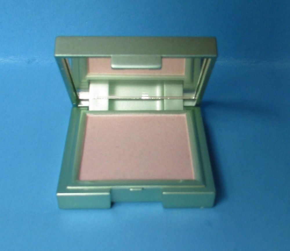 Mally Beauty FACE DEFENDER HIGHLIGHTER Gorgois Glow Lighter