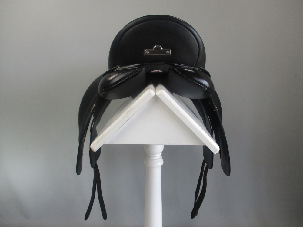 Bates Dressage Saddle 16"