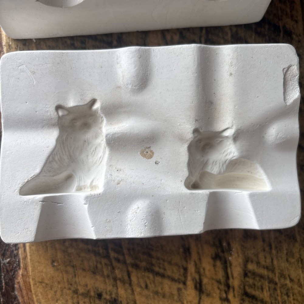 Air Capitol Molds MM 22 Small Cats