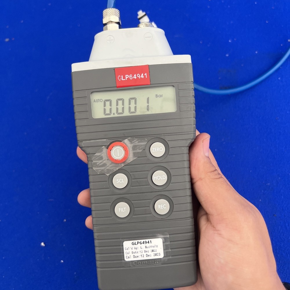 COMARK C9557 PRESSURE METER Works