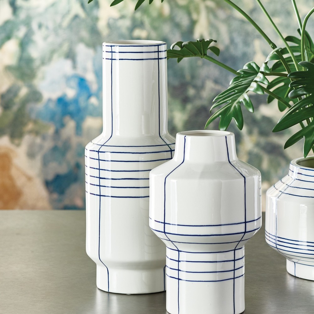 ERROS VASE 13.75"