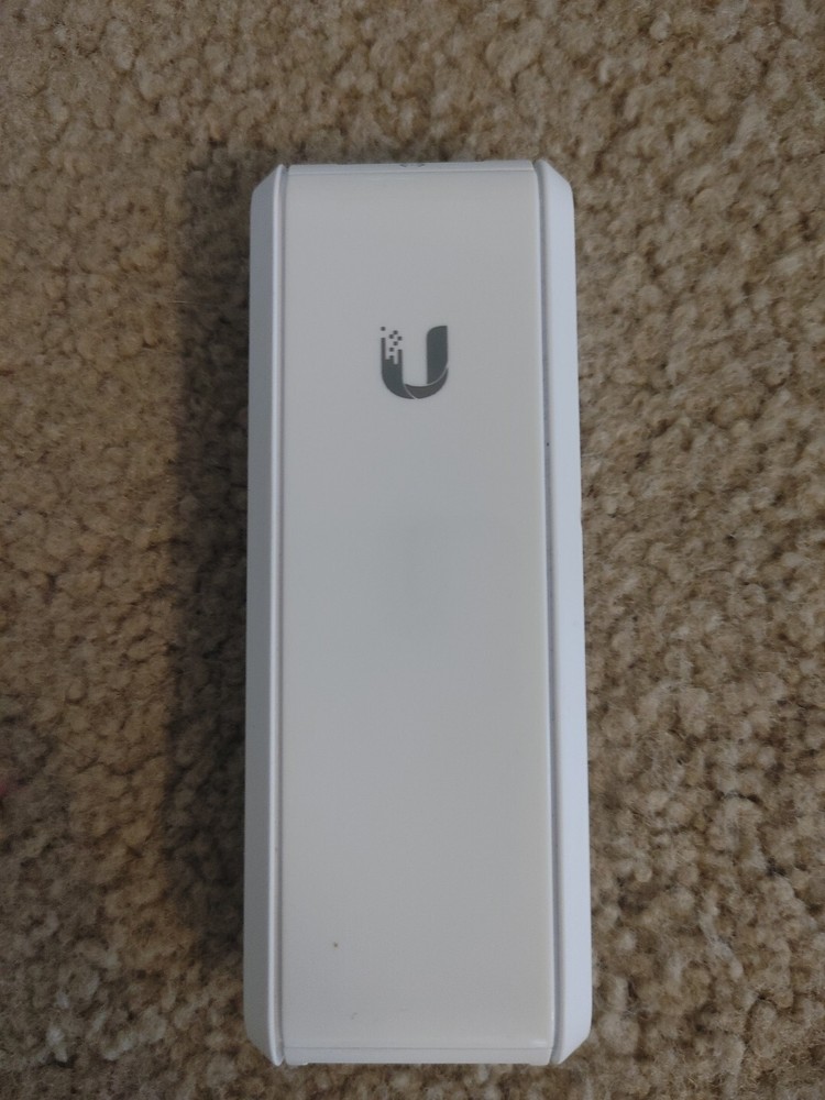 Ubiquiti UniFi Security Gateway (USG) and Cloud Key (UC-CK) Bundle