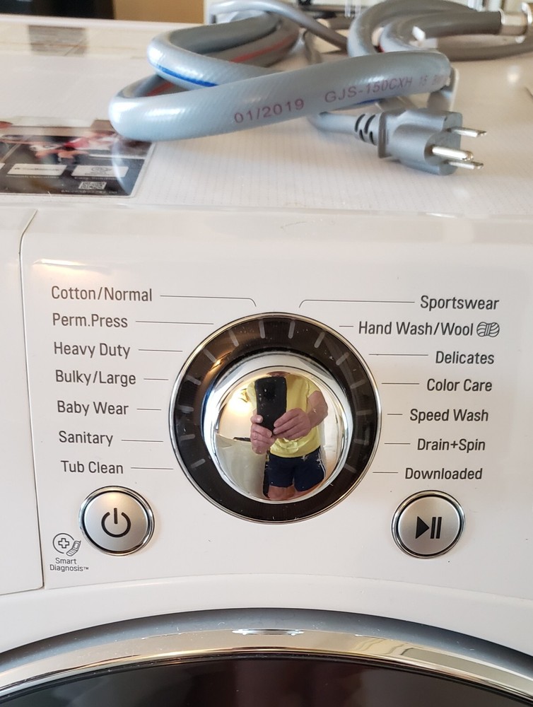 LG Electronics HiTech VENTLESS DRYER, 4.2 cu.ft., White, 220V