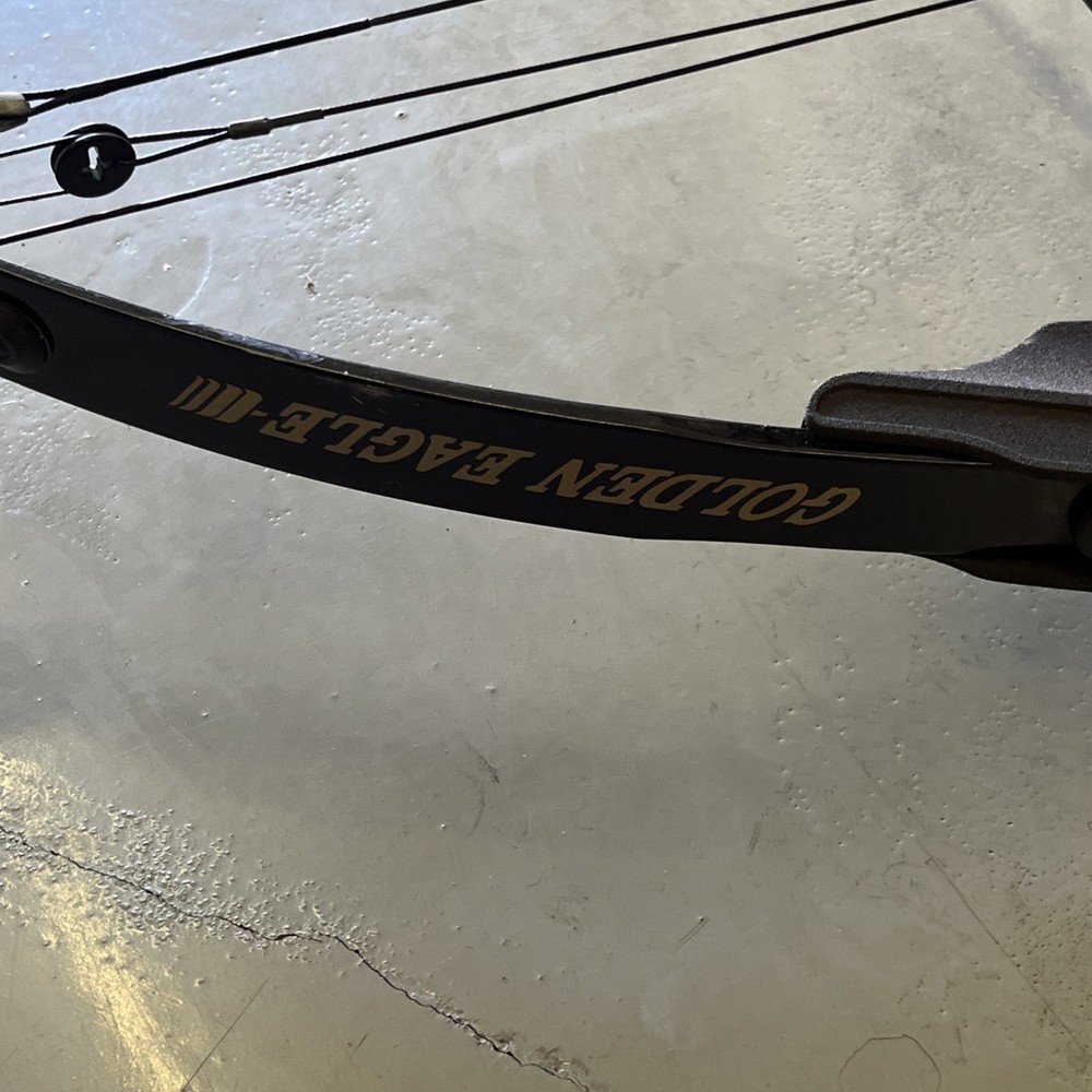 Golden Eagle Super Hawk Compound Bow