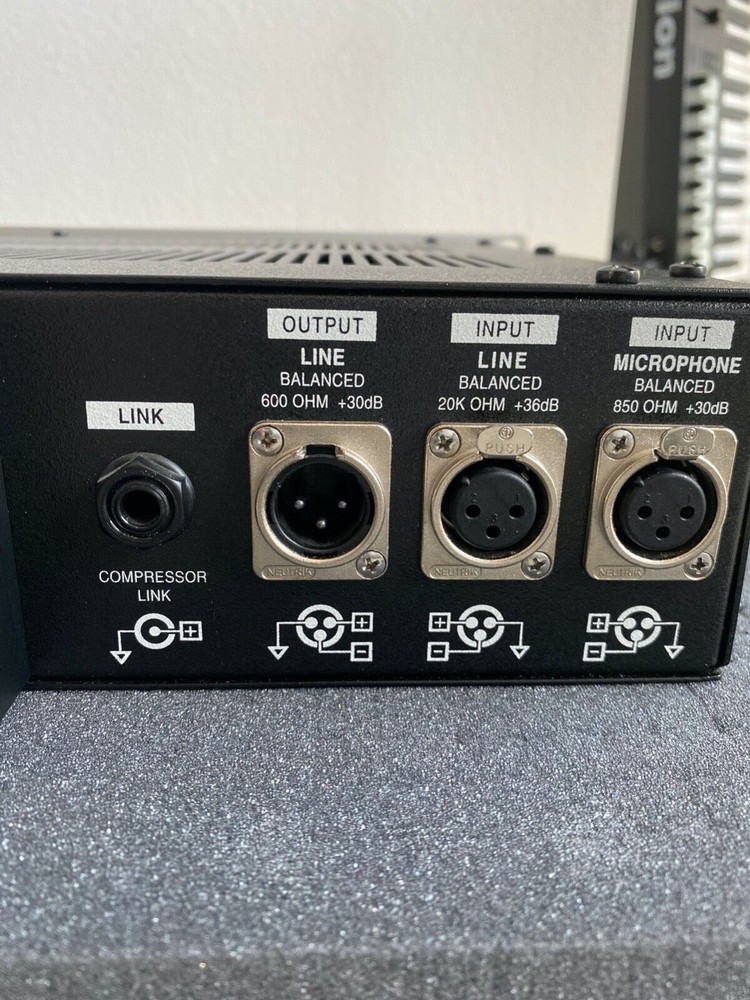 Avalon VT-747sp Stereo Vacuum Tube Compressor / Equalizer