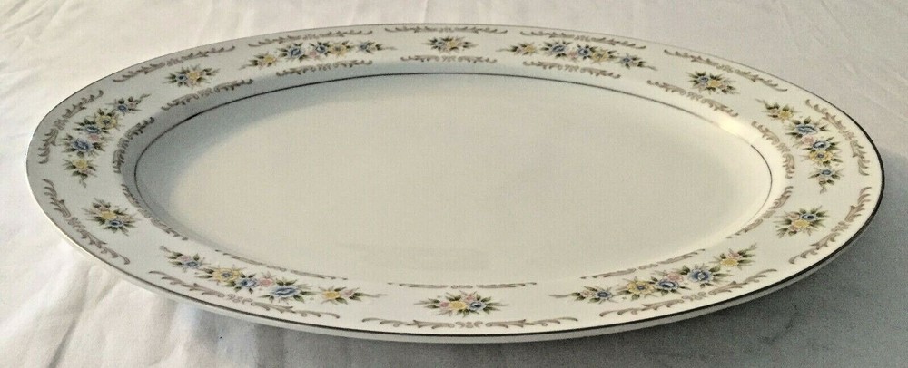 Nichinan Princess 14" Oval Platter