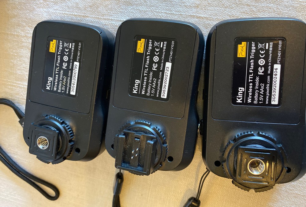 Pixel King Wireless TTL Flash Trigger 2 Transmitter & 1 Receiver for Canon, Nice