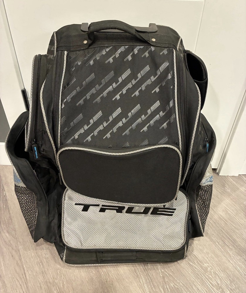True Backpack Hockey Bag- Excellent condition