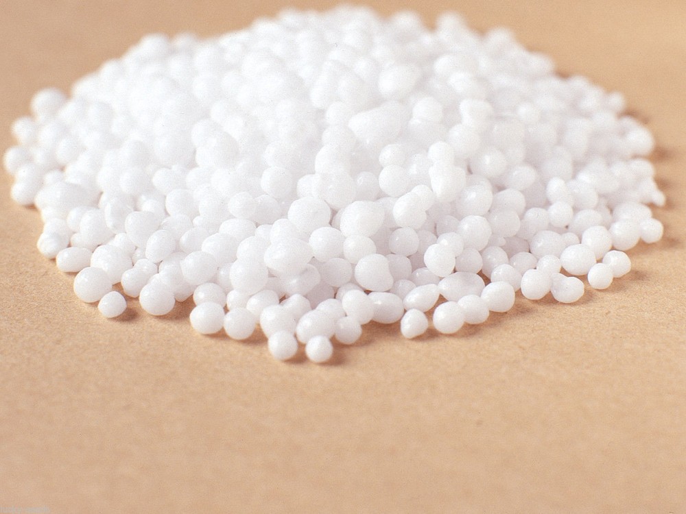 SeedRanch Urea 46% Nitrogen Fertilizer 46-0-0 Prilled - 15 Lbs.