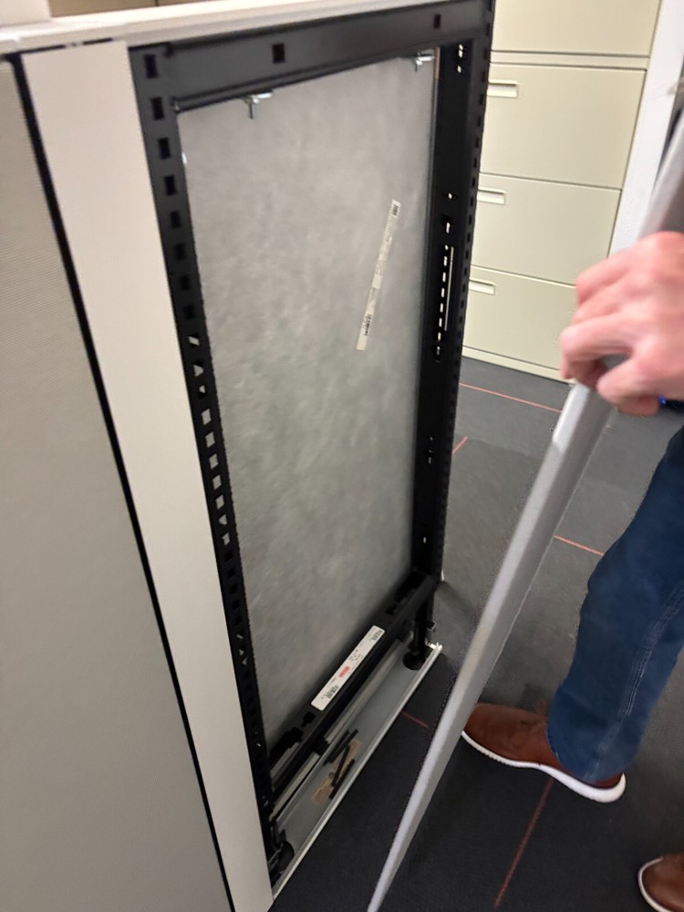 used office cubicles