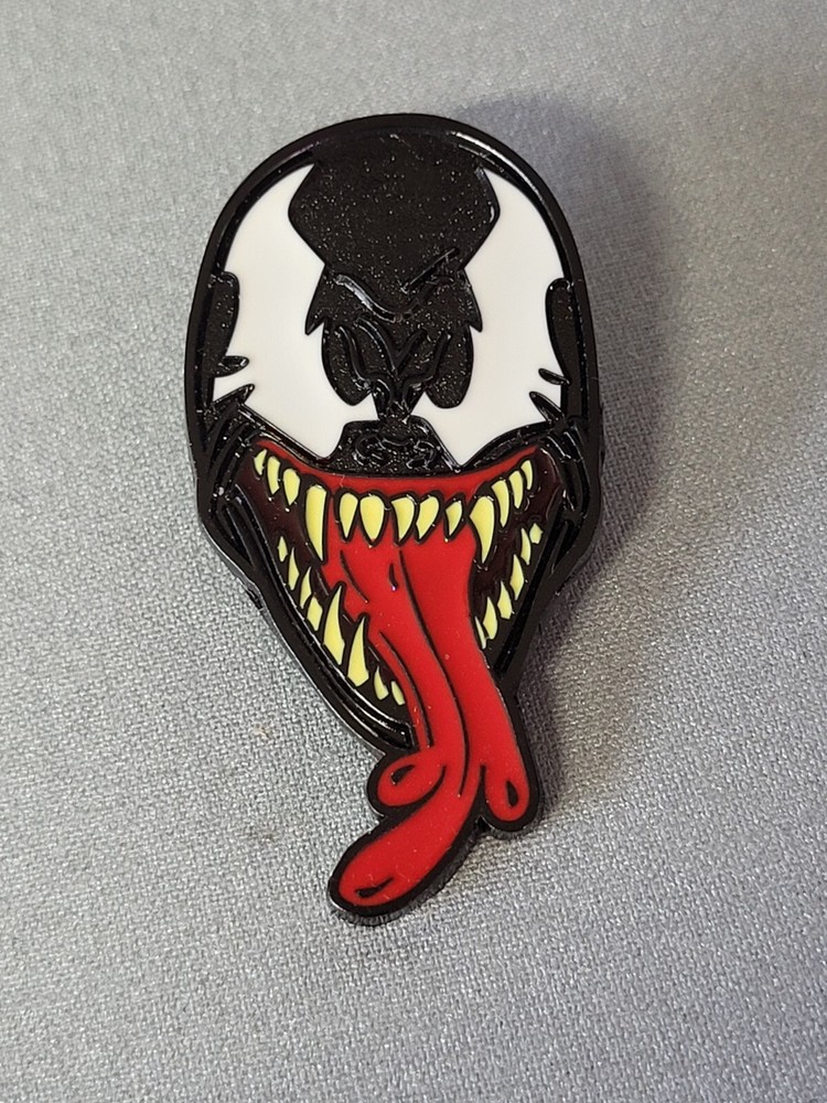 Marvel Comics Spider-Man Head Spawn Mask Thick Metal Enamel Pin 2" tall