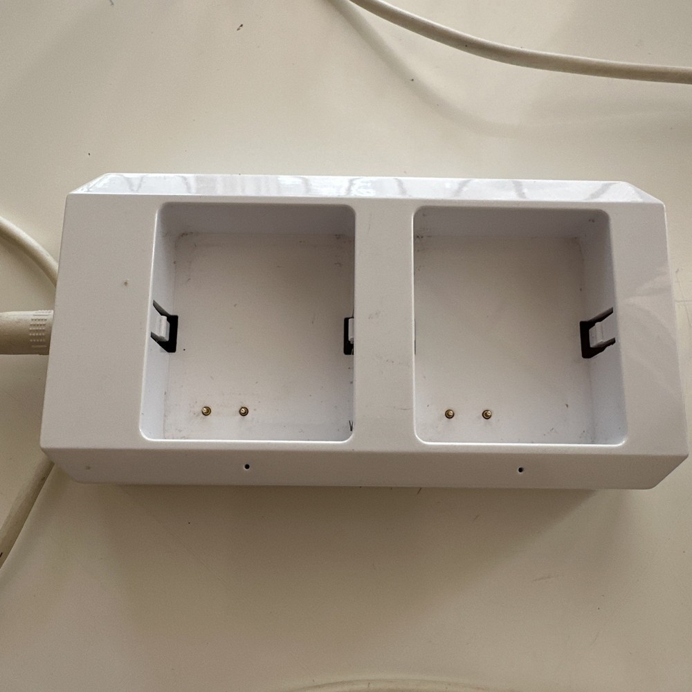 Arlo Charger With Xtra Battery