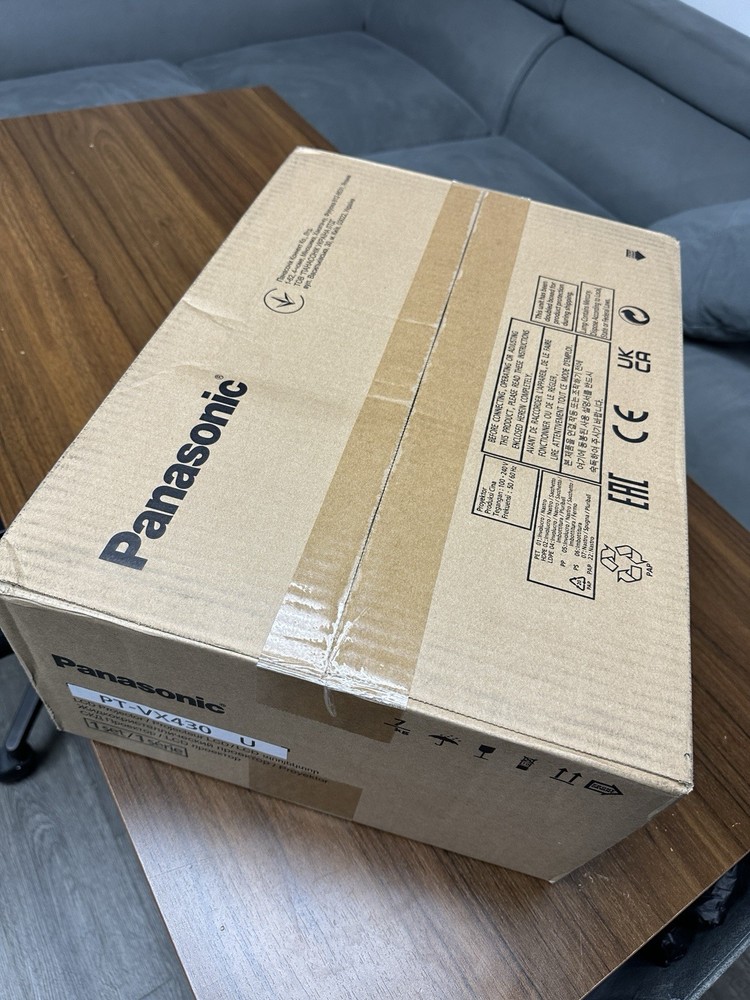 Panasonic PT-VX430 Projector